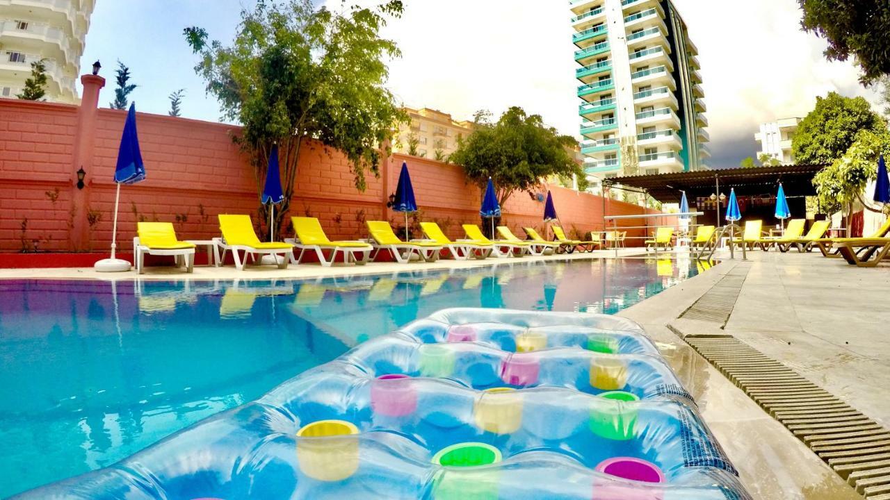 Flamingo Beach & Suite Mahmutlar Buitenkant foto